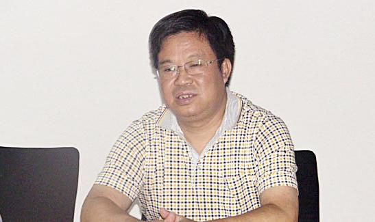区发改局调研湖北田野上